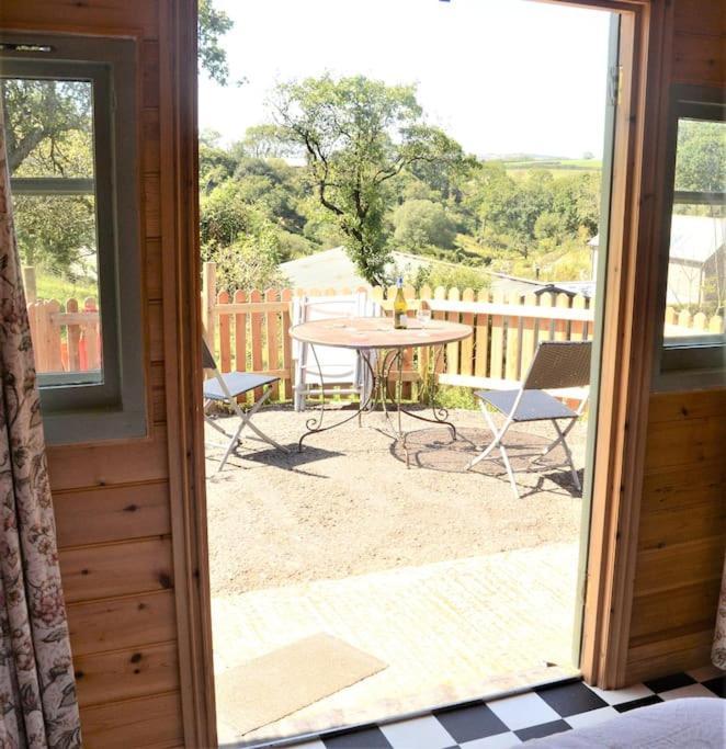 Woolcombe Cabin East Allington Exteriör bild